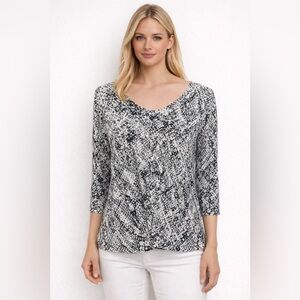 Womens Size Small Black/white Top 3/4 Sleeves